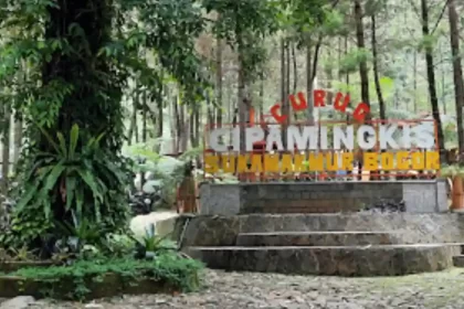 14 Rekomendasi Tempat Wisata di Bogor yang Murah