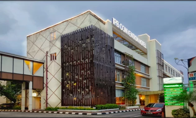 10 Rekomendasi Hotel Dekat Stasiun Bogor